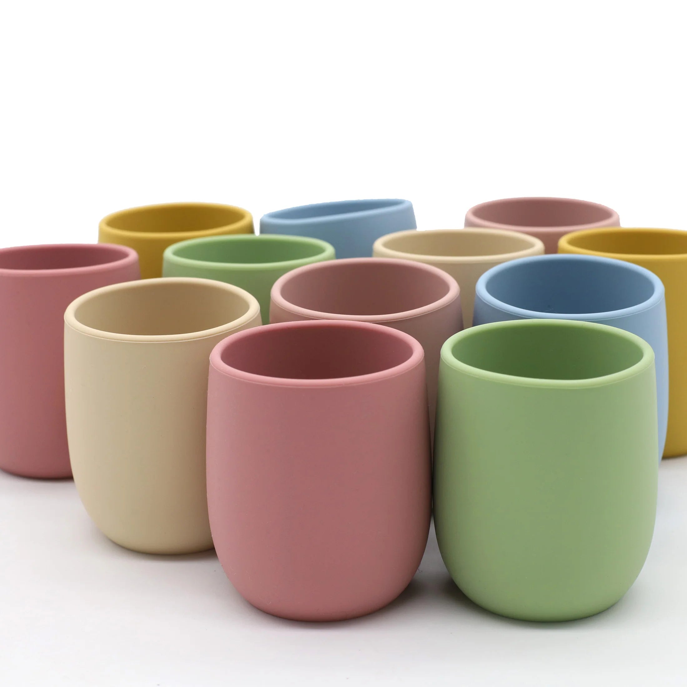 Gobelet en silicone Mini Miam – Facile à prendre en main